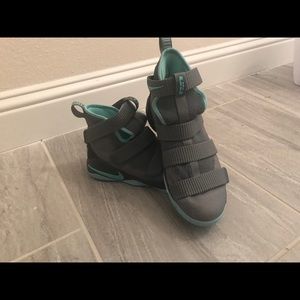 Unisex Basketball Shoes